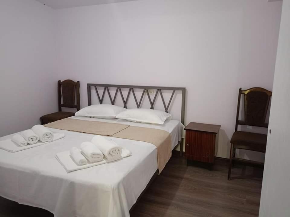 Selina Guest House Byurakan Стая снимка